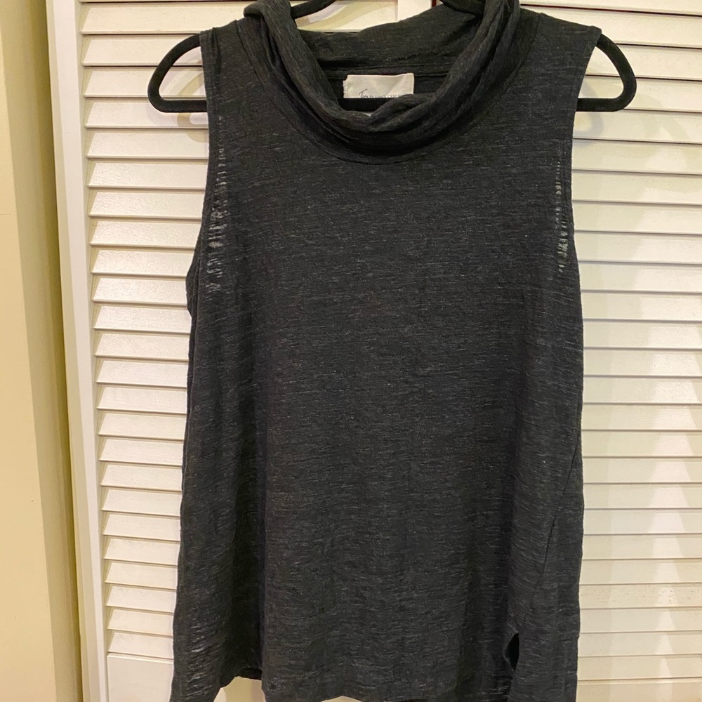 Two by Vince Camuto sleeveless top